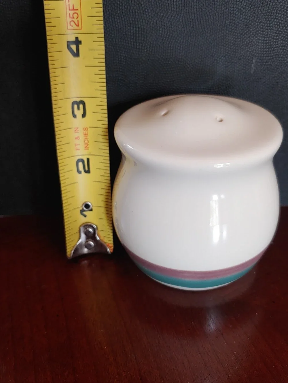 Vintage Pfaltzgraff cream green burgundy cottage farm whimsy Salt Pepper Shaker